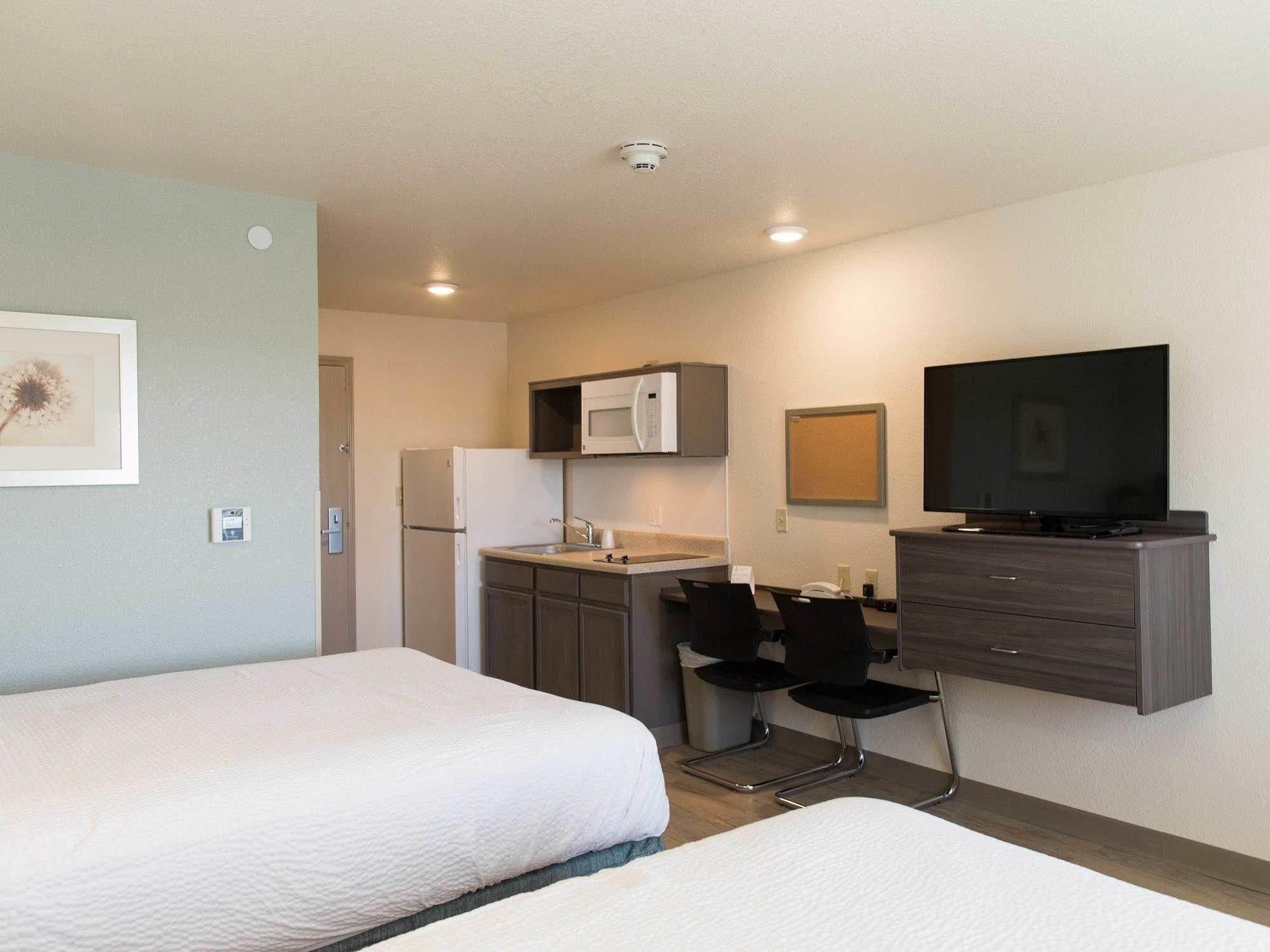 Woodspring Suites Broken Arrow Тълса Екстериор снимка