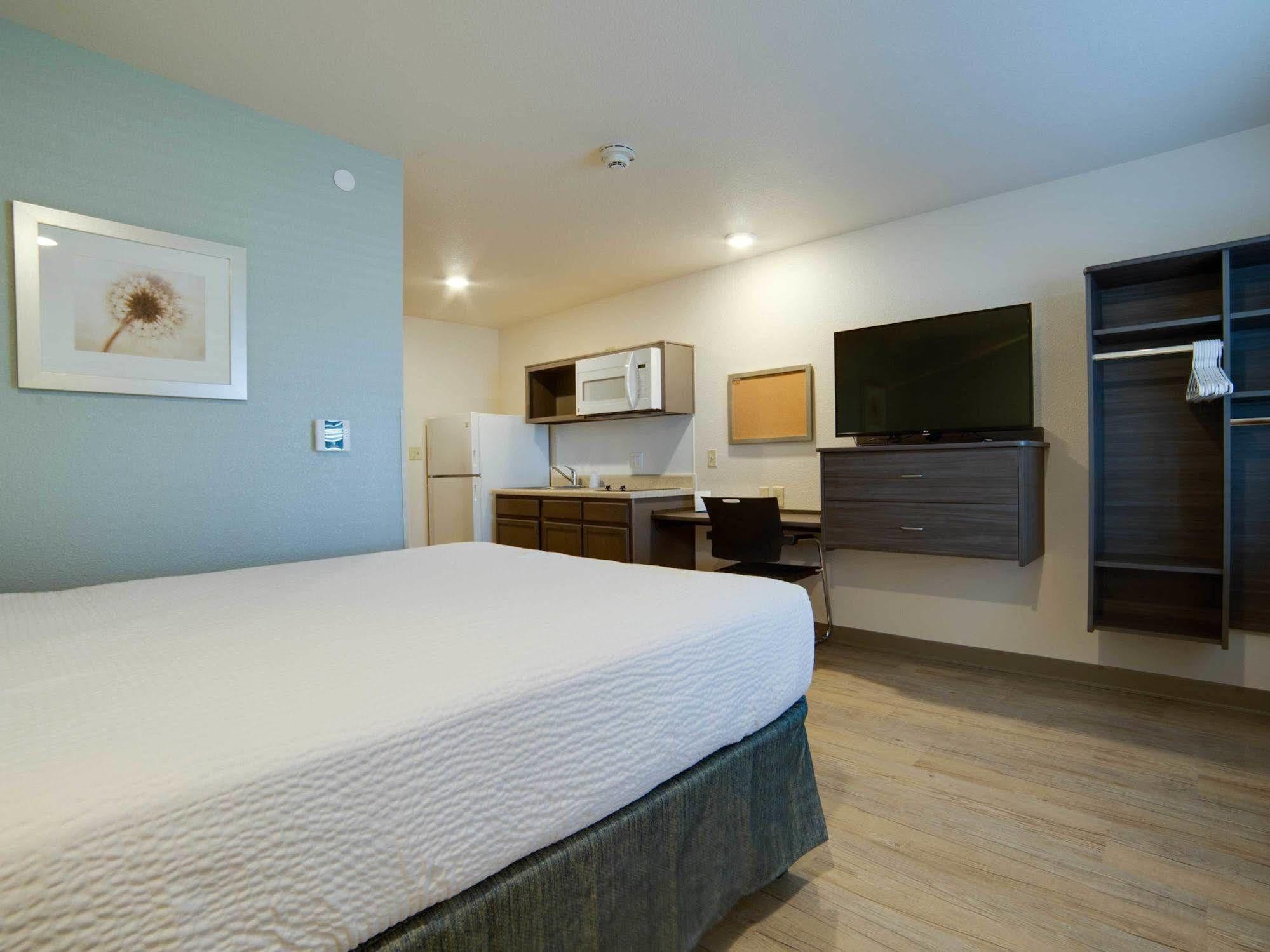 Woodspring Suites Broken Arrow Тълса Екстериор снимка